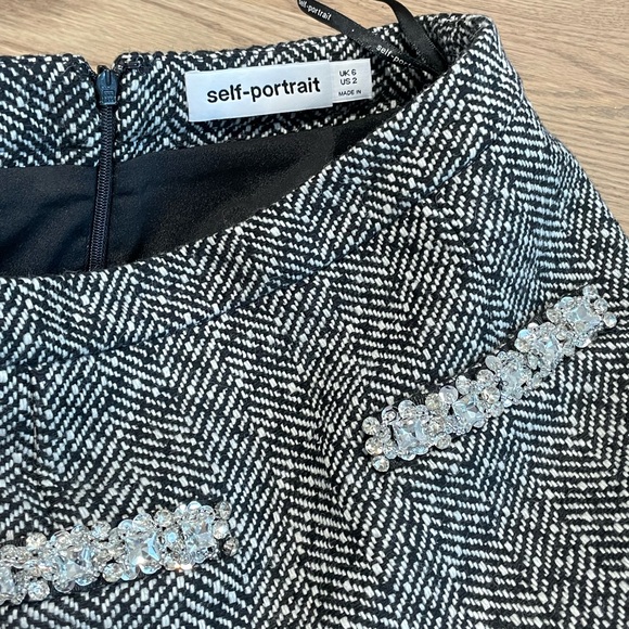 Self Portrait Herringbone Patterned Mini Skirt Black US2/UK6 - Picture 8 of 9
